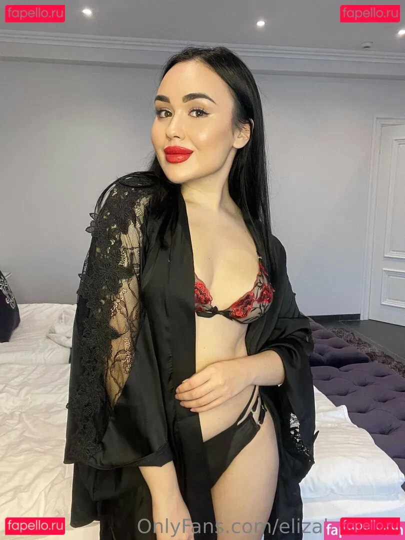 Elizabeth Fox Onlyfans Photo Gallery 