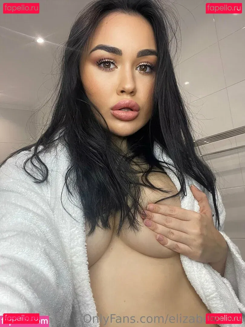 Elizabeth Fox Onlyfans Photo Gallery 