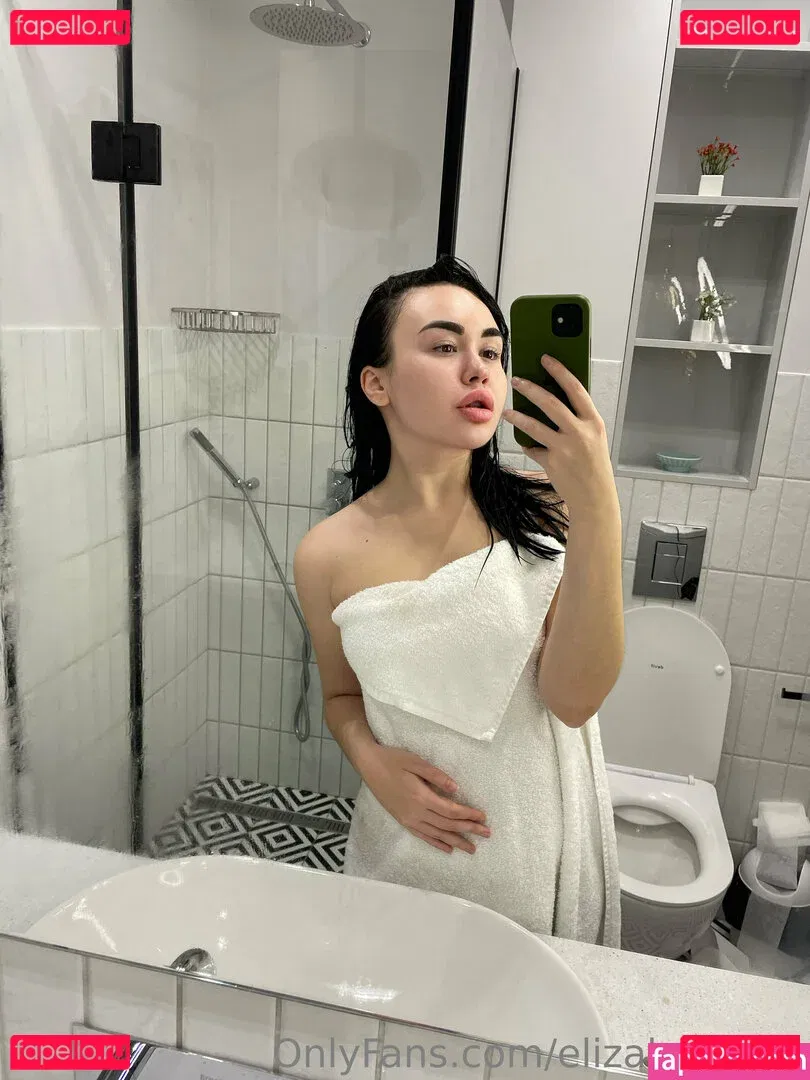 Elizabeth Fox Onlyfans Photo Gallery 