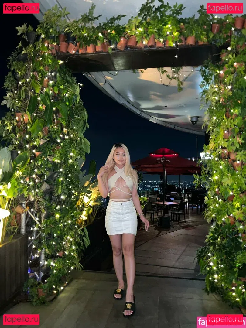 Gina Nguyen Onlyfans Photo Gallery 