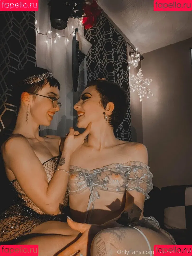 neonalice333 Onlyfans Photo Gallery 