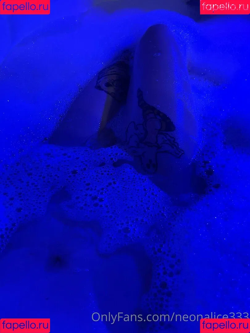 neonalice333 Onlyfans Photo Gallery 