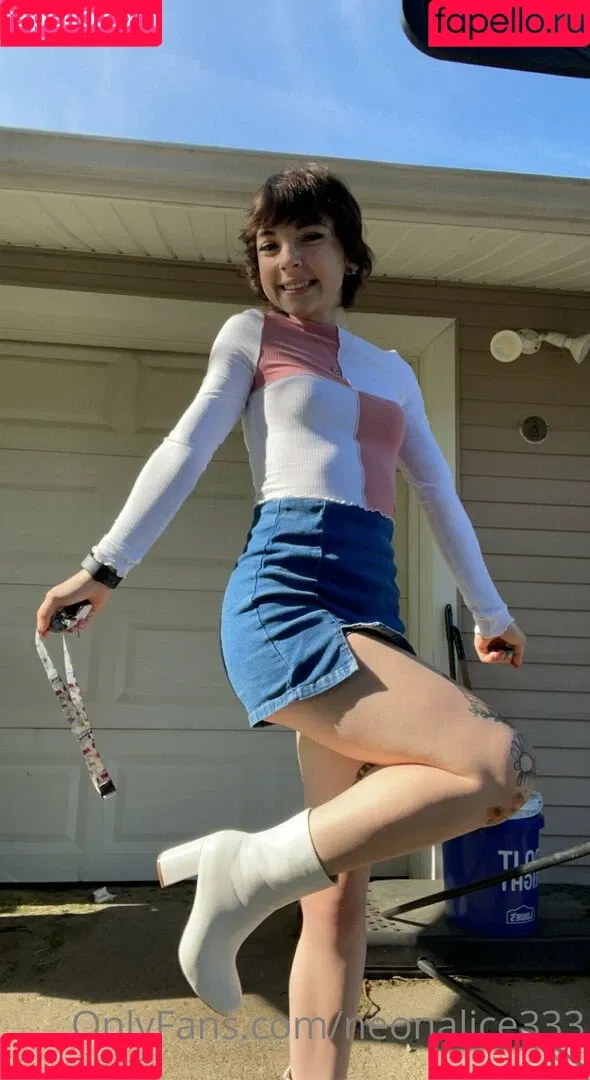 neonalice333 Onlyfans Photo Gallery 