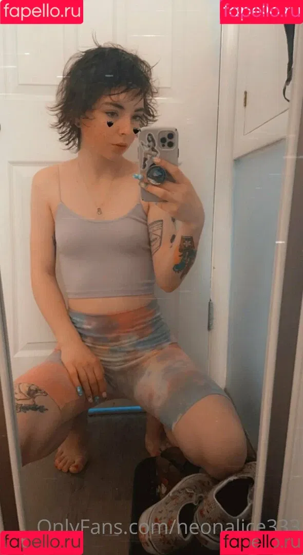 neonalice333 Onlyfans Photo Gallery 
