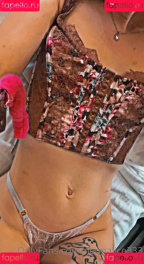 neonalice333 Onlyfans Photo Gallery 
