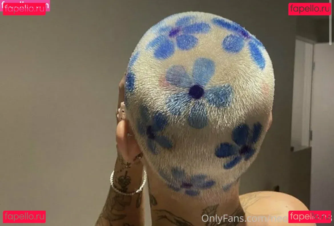 neonalice333 Onlyfans Photo Gallery 