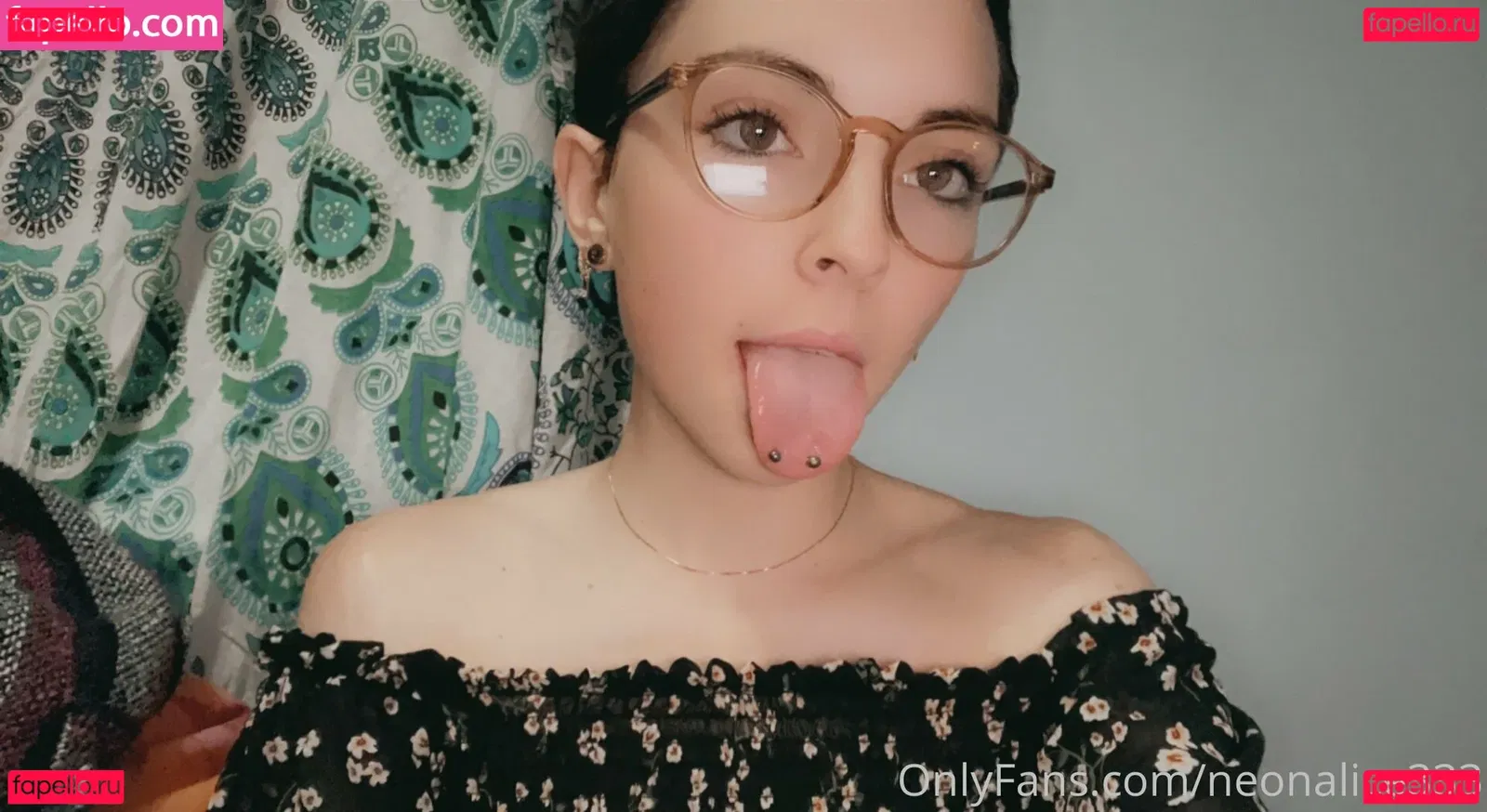 neonalice333 Onlyfans Photo Gallery 