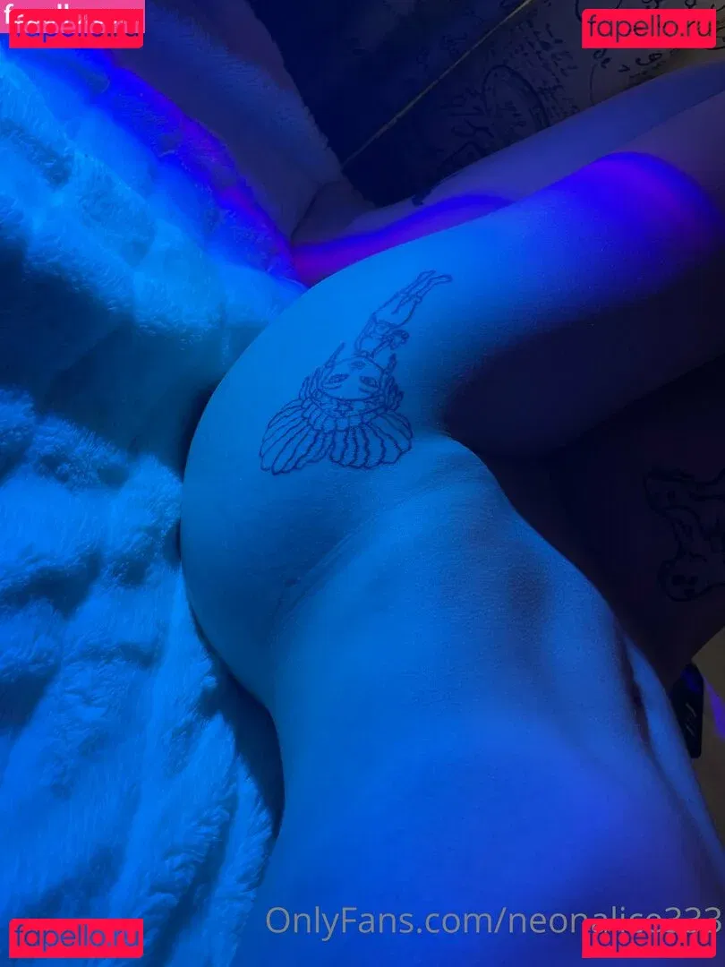 neonalice333 Onlyfans Photo Gallery 