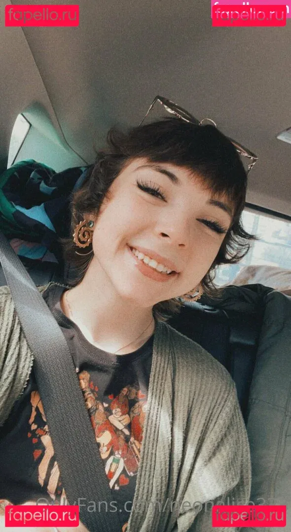 neonalice333 Onlyfans Photo Gallery 