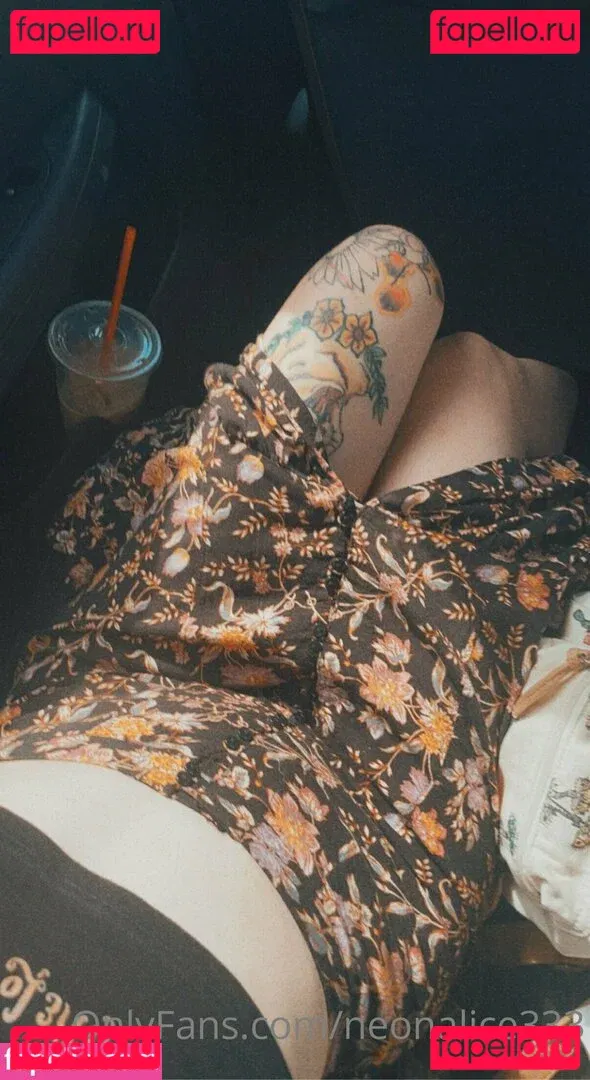 neonalice333 Onlyfans Photo Gallery 