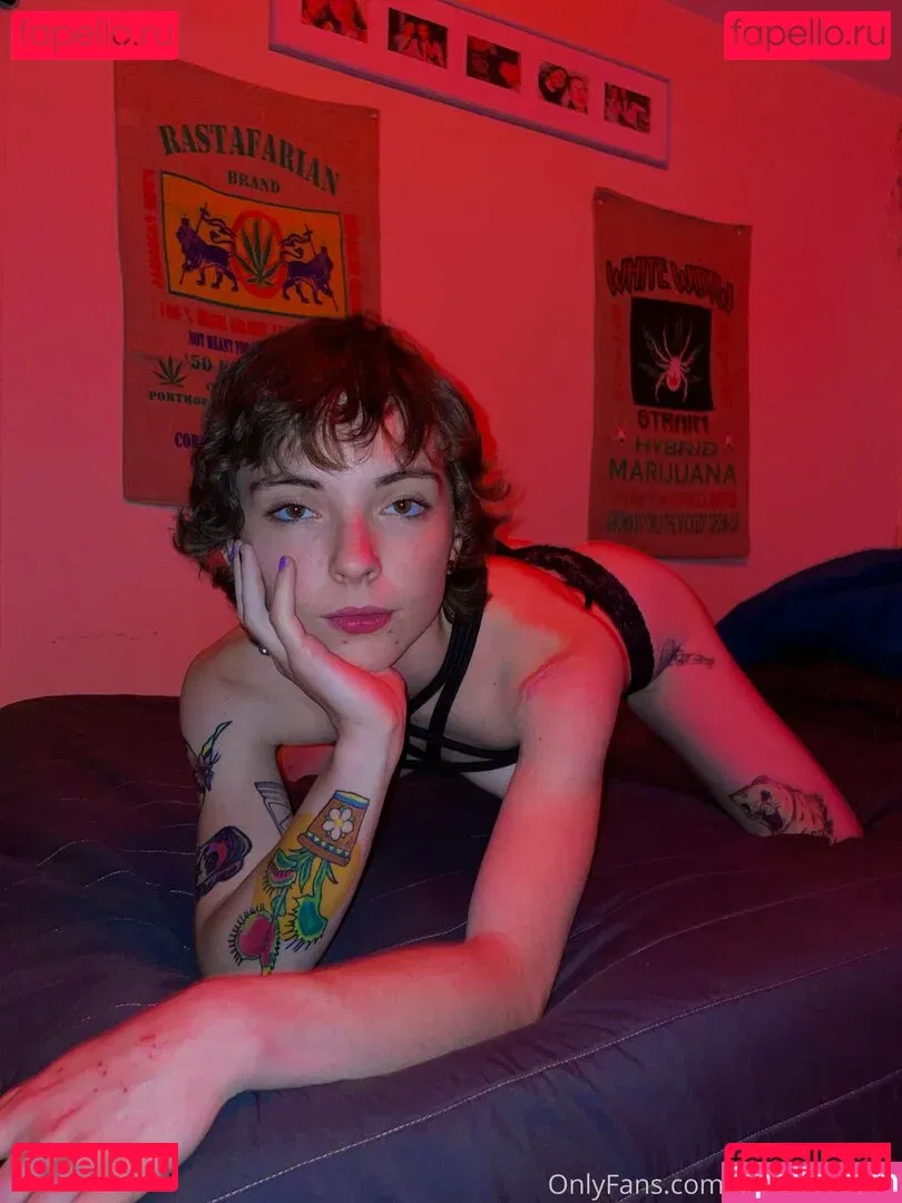 neonalice333 Onlyfans Photo Gallery 