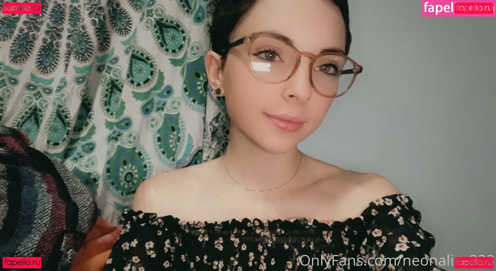 neonalice333 Onlyfans Photo Gallery 