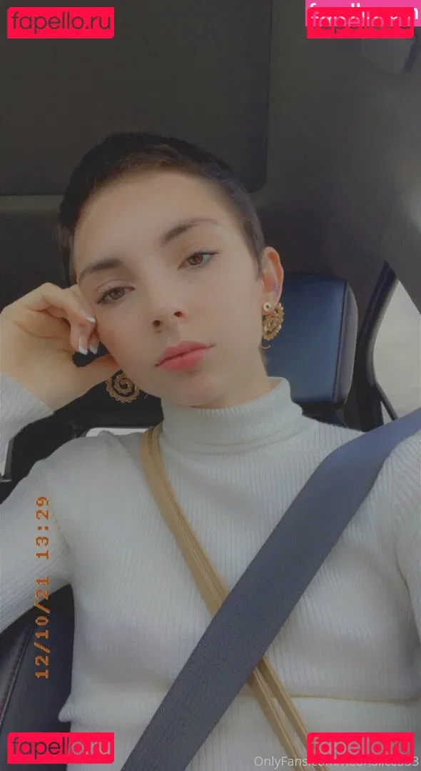 neonalice333 Onlyfans Photo Gallery 