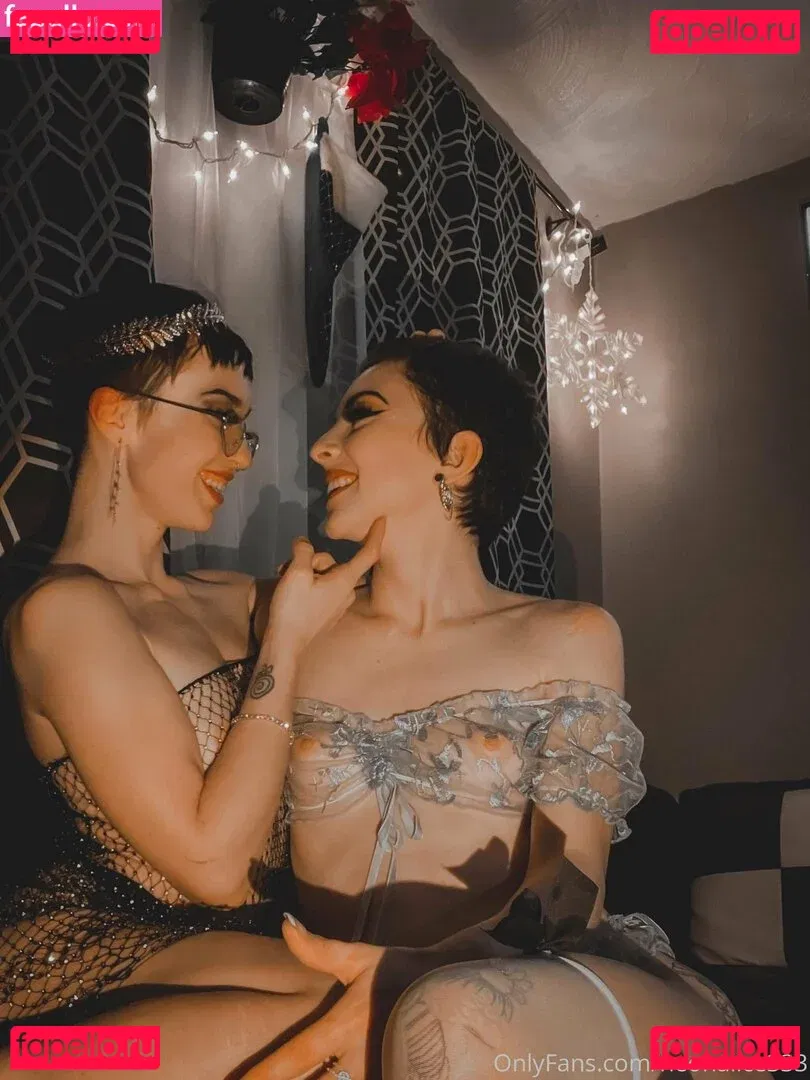 neonalice333 Onlyfans Photo Gallery 