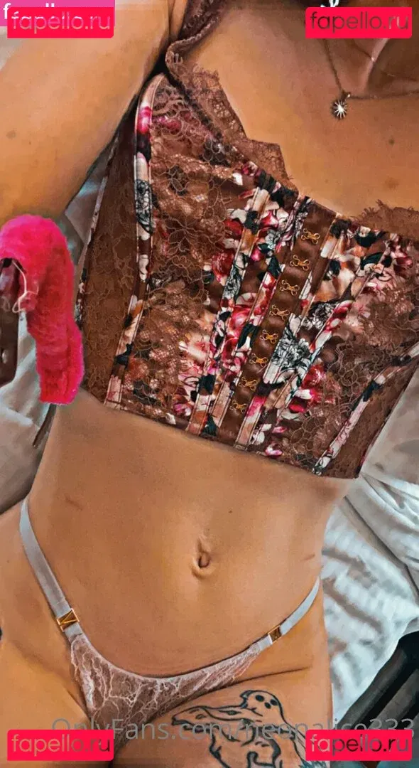 neonalice333 Onlyfans Photo Gallery 