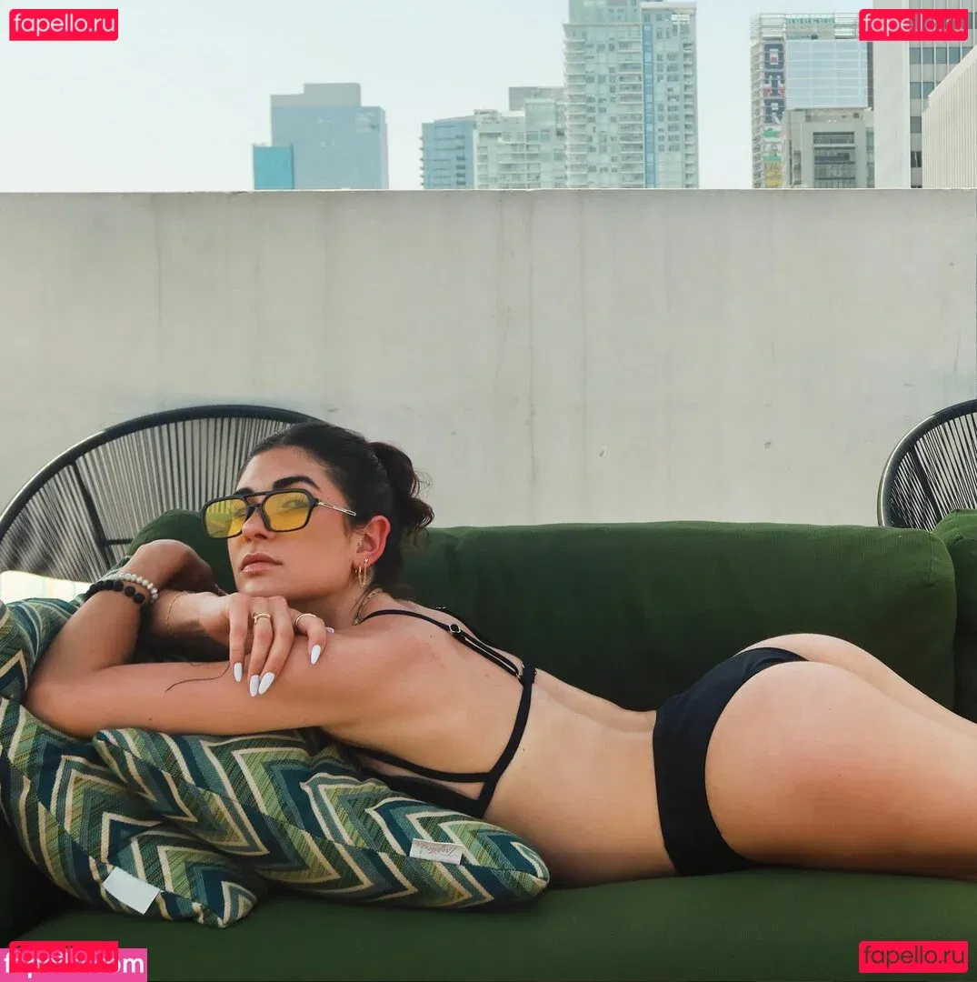 sweetbutsavvy Onlyfans Photo Gallery 