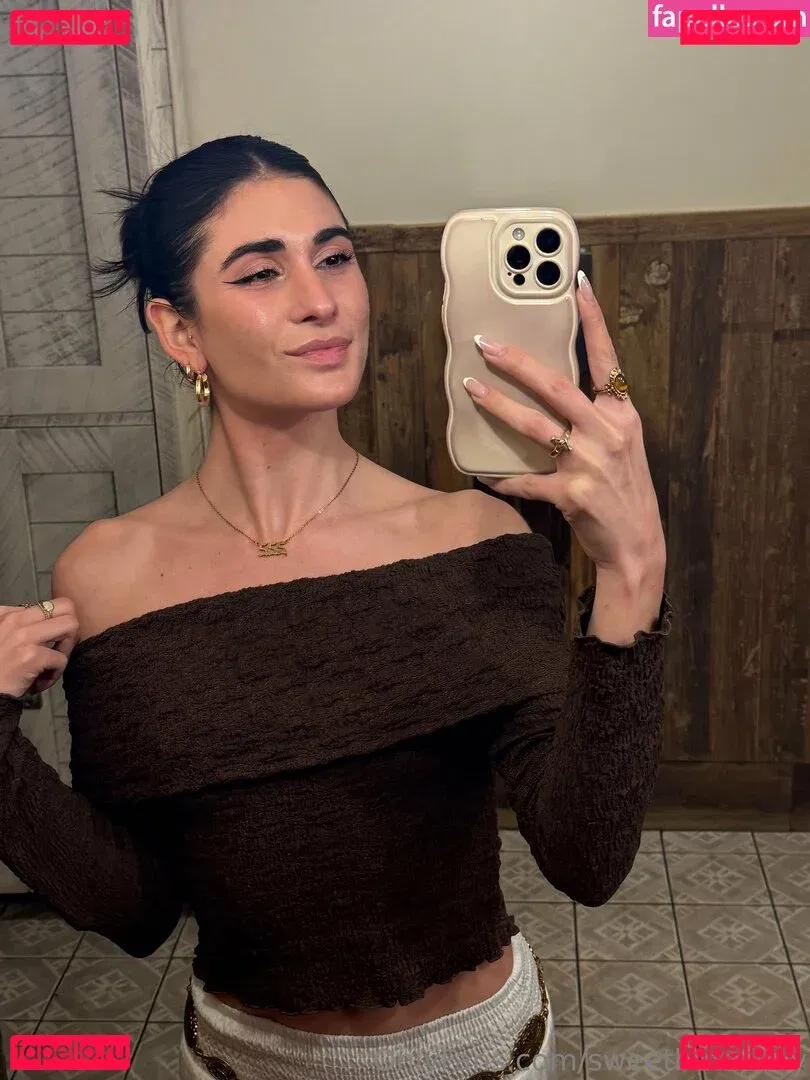 sweetbutsavvy Onlyfans Photo Gallery 