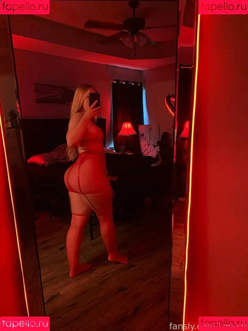 lovely Onlyfans Photo Gallery 