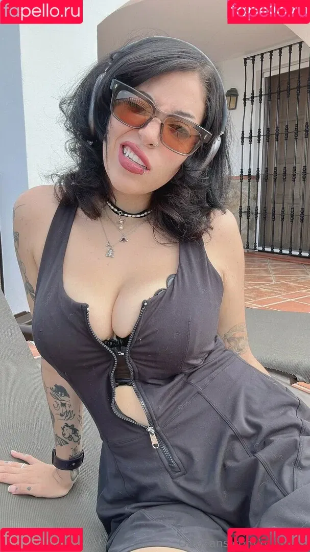 Mikiblue Onlyfans Photo Gallery 