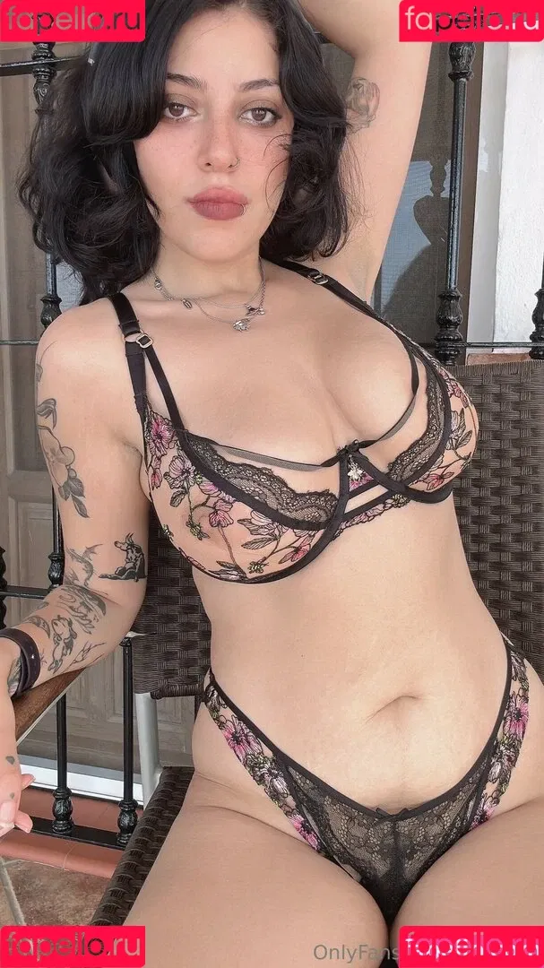 Mikiblue Onlyfans Photo Gallery 