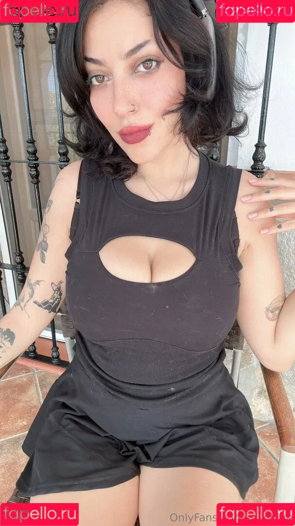 Mikiblue Onlyfans Photo Gallery 