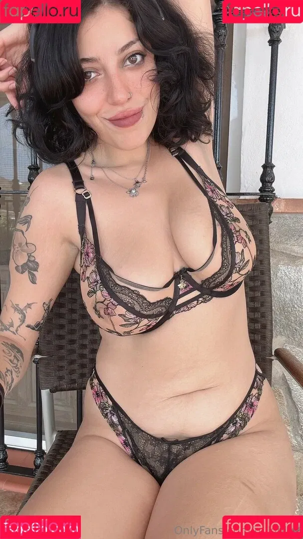 Mikiblue Onlyfans Photo Gallery 