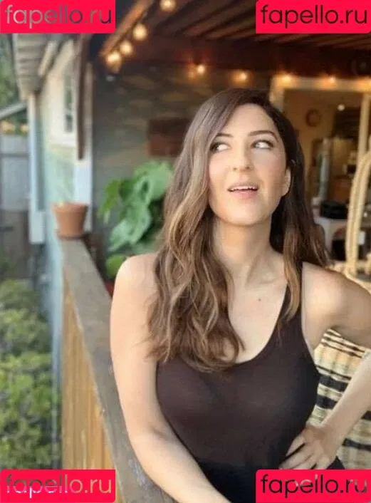D'Arcy Carden Onlyfans Photo Gallery 