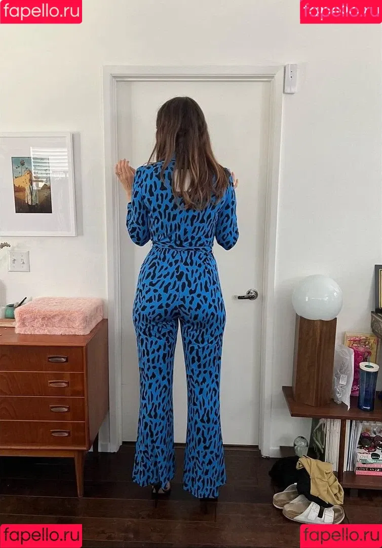 D'Arcy Carden Onlyfans Photo Gallery 