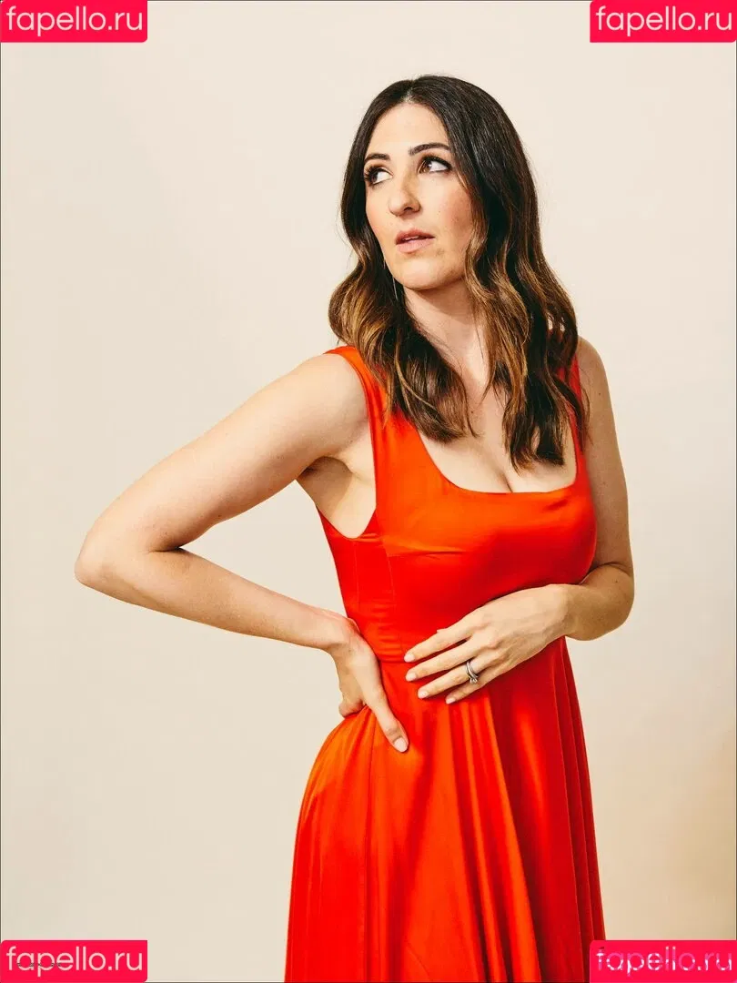 D'Arcy Carden Onlyfans Photo Gallery 