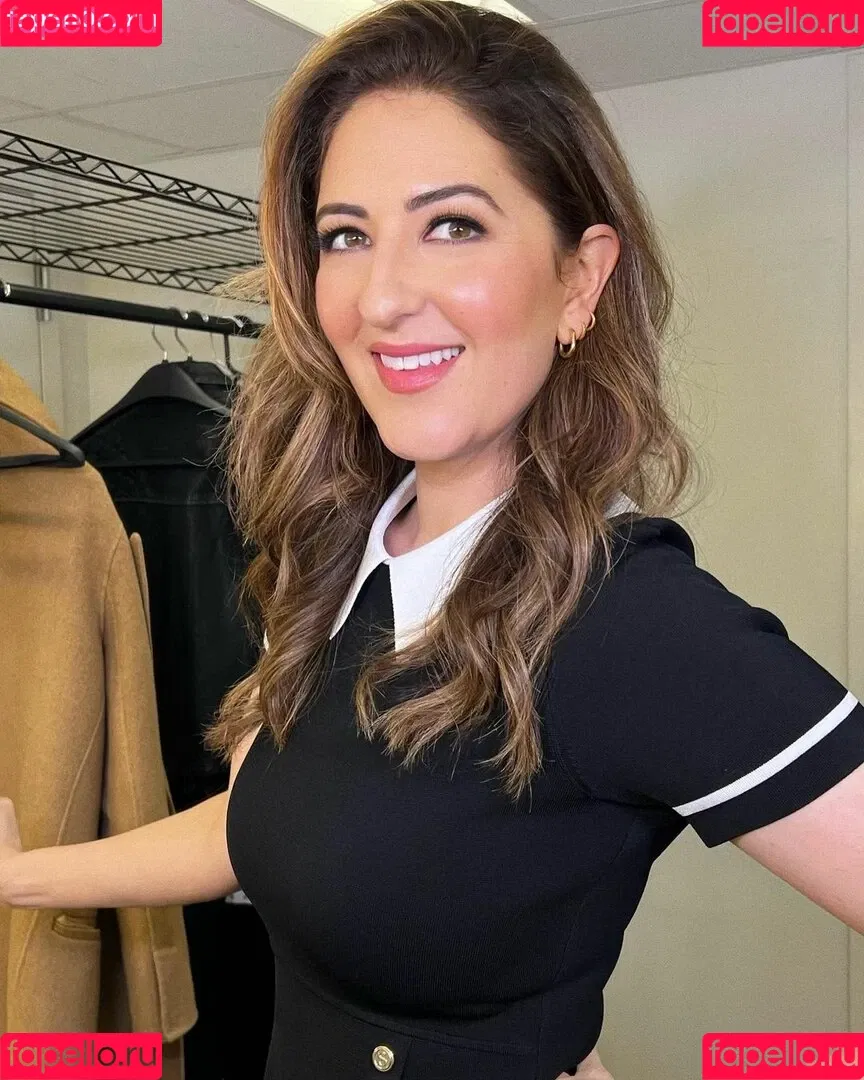 D'Arcy Carden Onlyfans Photo Gallery 