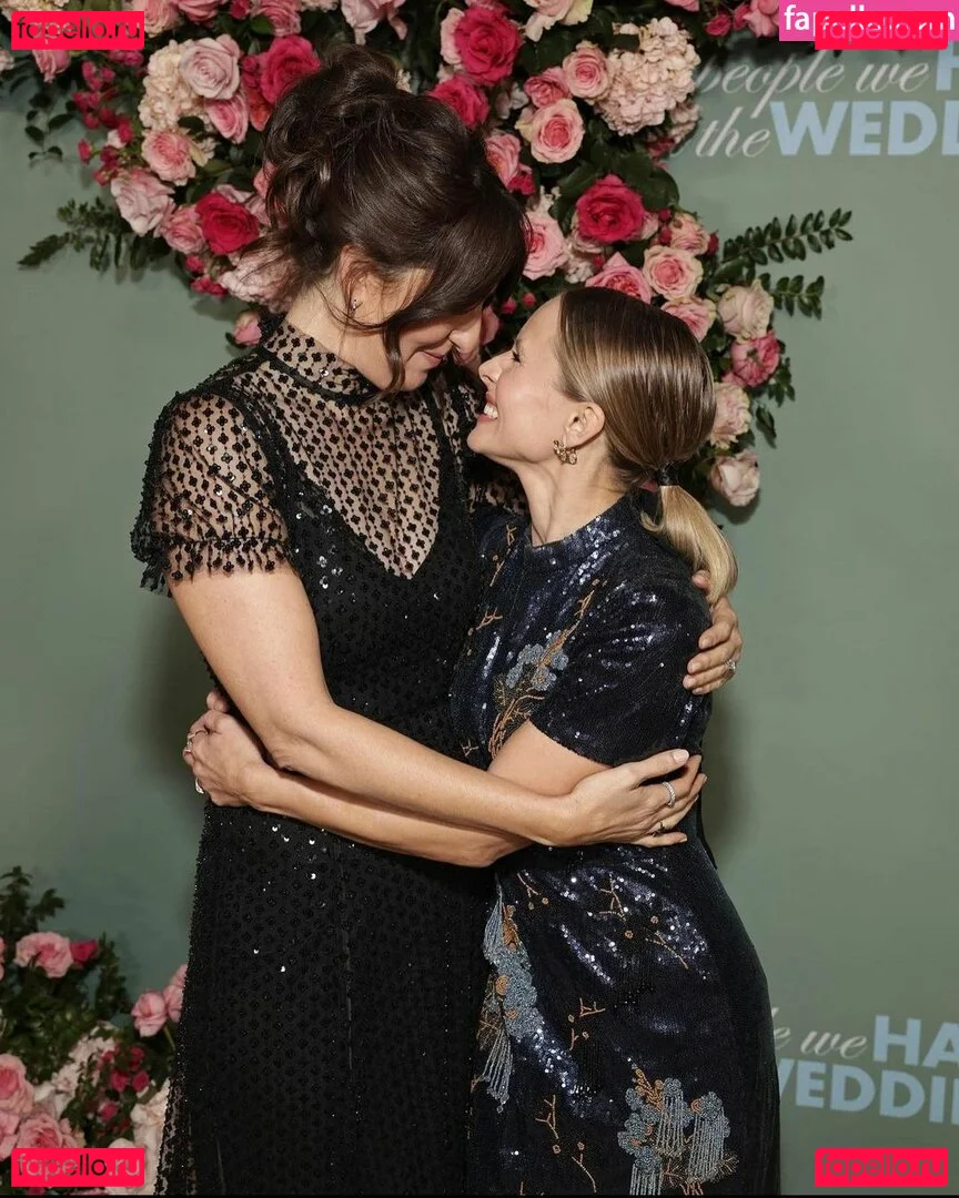 D'Arcy Carden Onlyfans Photo Gallery 