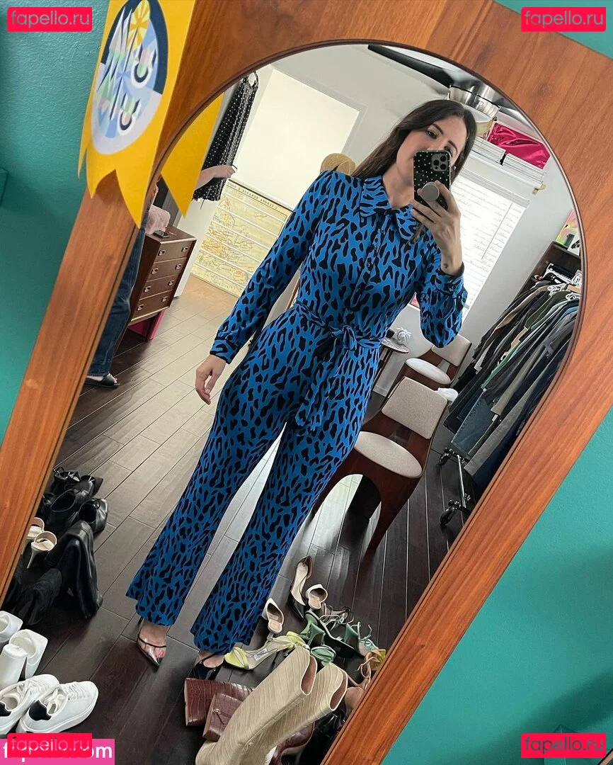 D'Arcy Carden Onlyfans Photo Gallery 