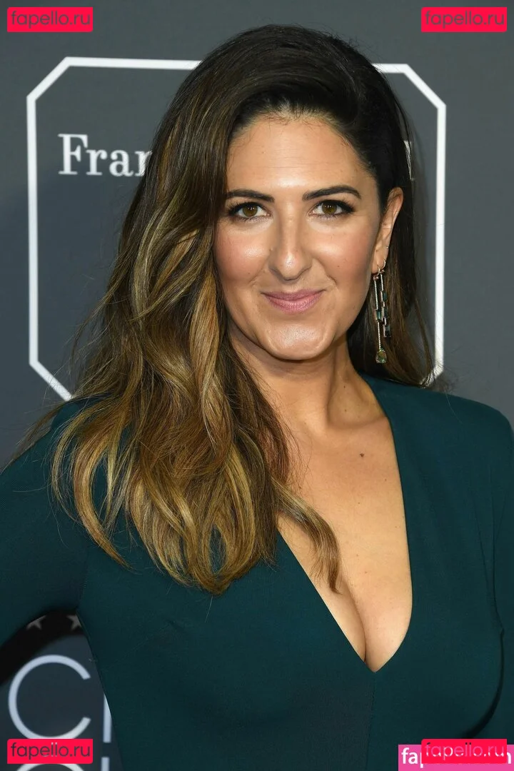 D'Arcy Carden Onlyfans Photo Gallery 