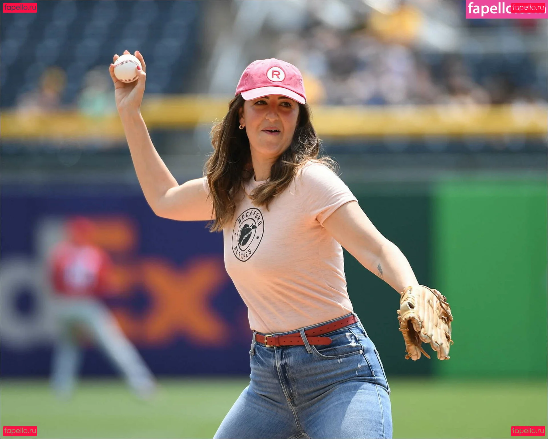 D'Arcy Carden Onlyfans Photo Gallery 