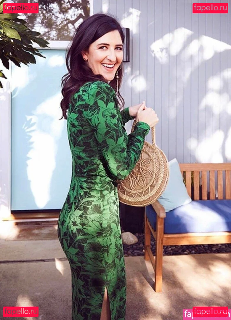 D'Arcy Carden Onlyfans Photo Gallery 