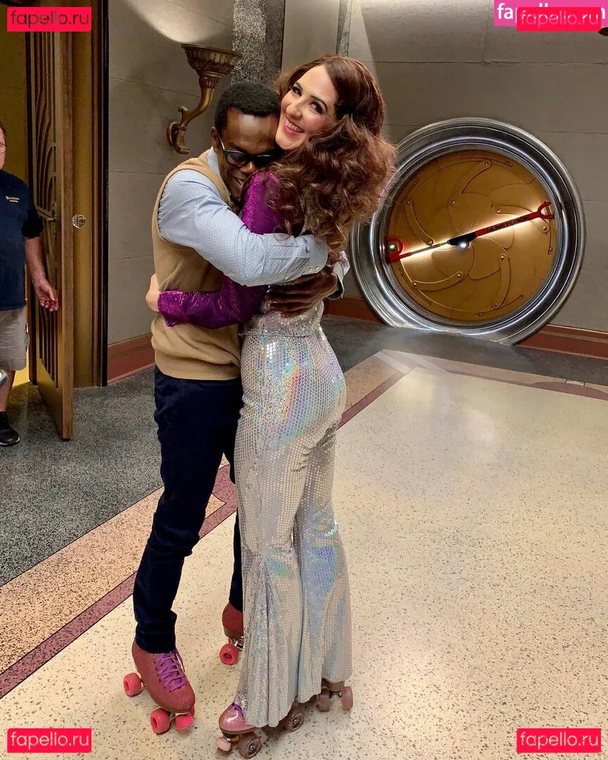 D'Arcy Carden Onlyfans Photo Gallery 