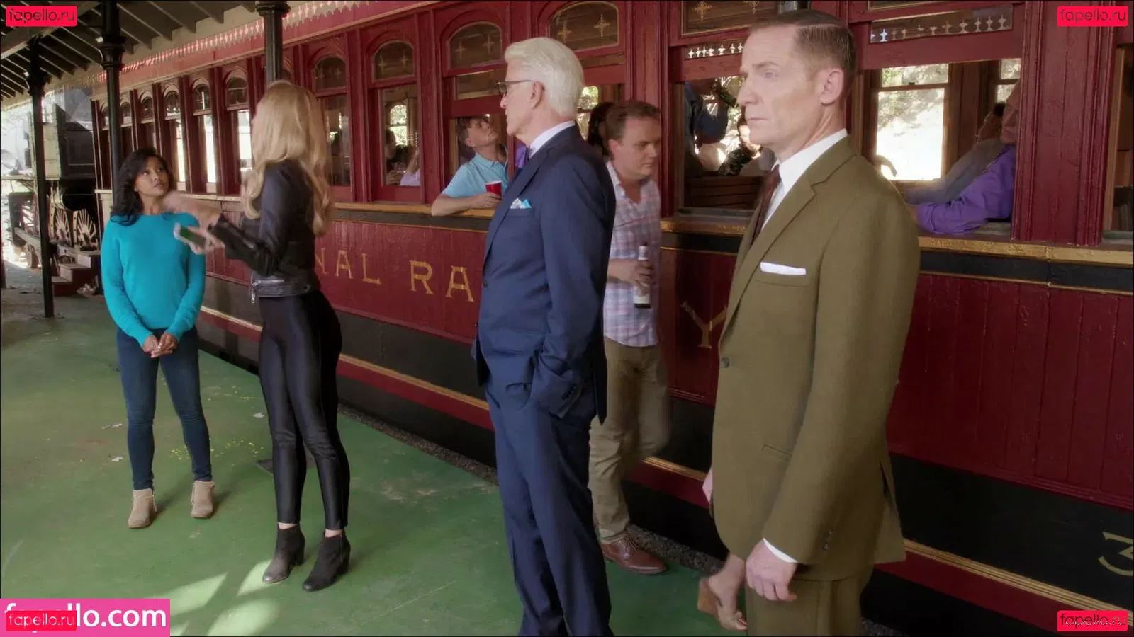 D'Arcy Carden Onlyfans Photo Gallery 