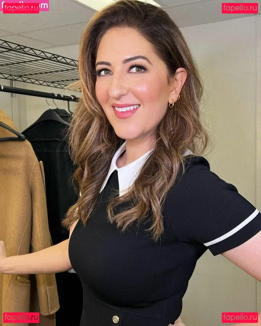 D'Arcy Carden Onlyfans Photo Gallery 