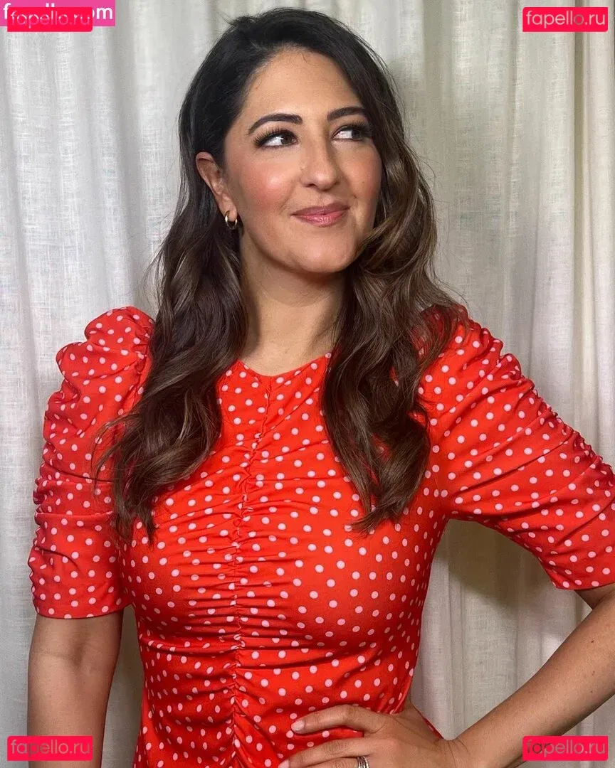 D'Arcy Carden Onlyfans Photo Gallery 