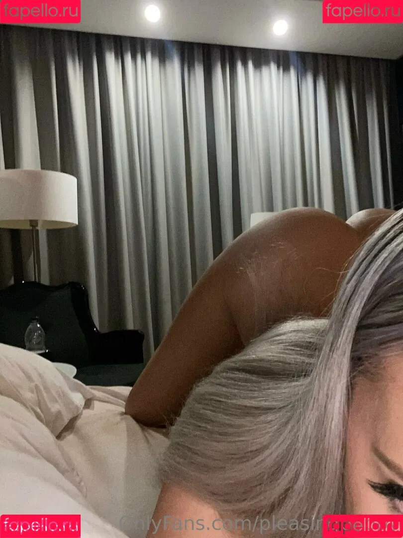 pleasingpoppy Onlyfans Photo Gallery 