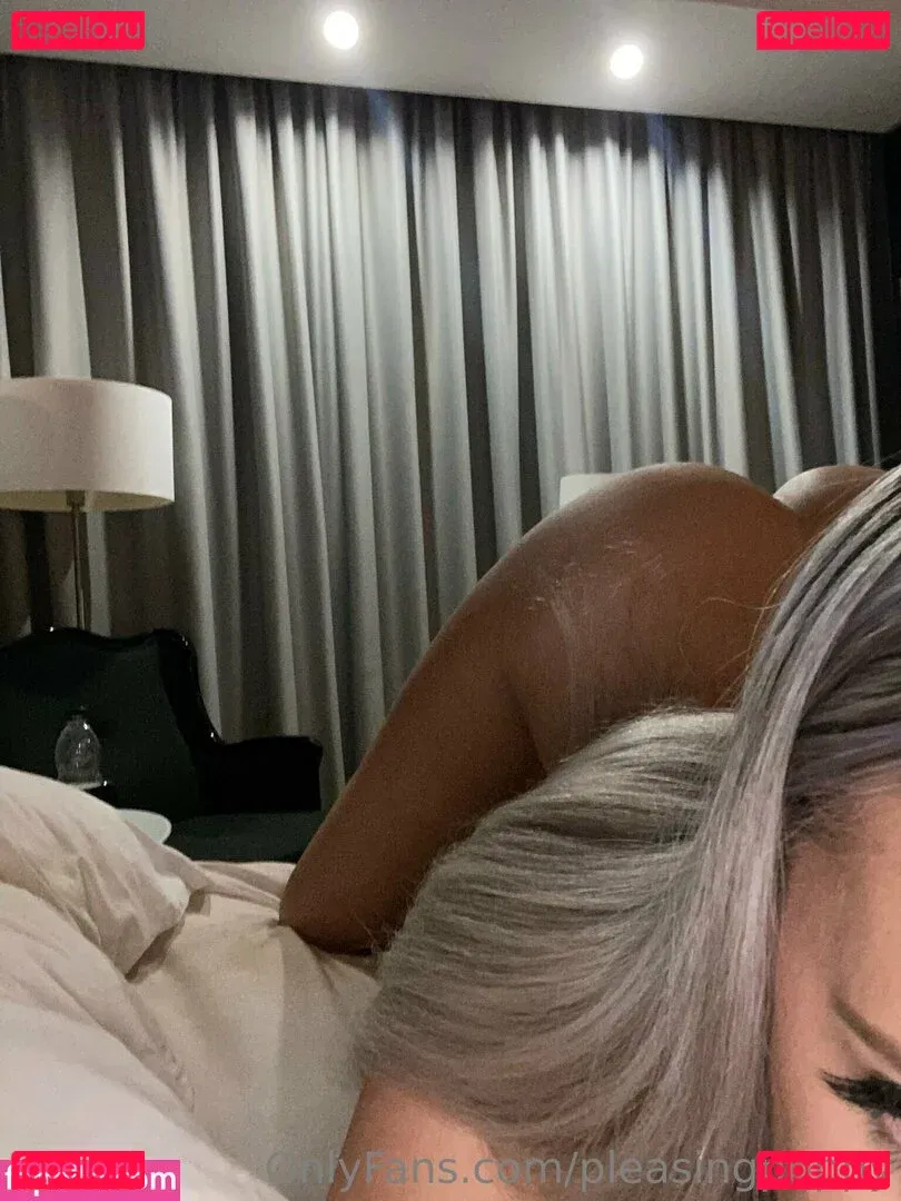 pleasingpoppy Onlyfans Photo Gallery 