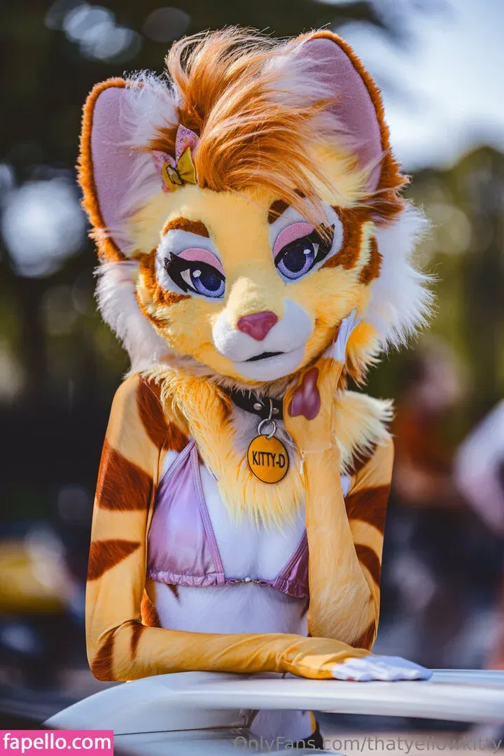 thatyellowkitty Onlyfans Photo Gallery 