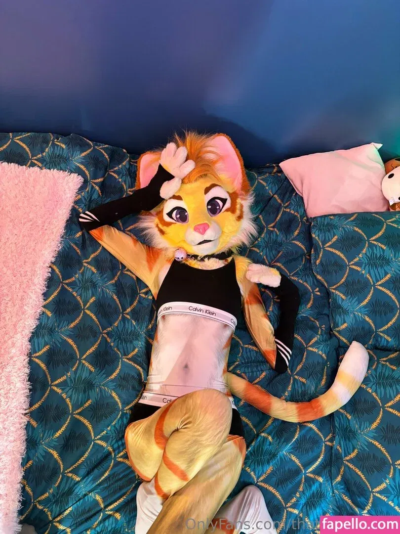 thatyellowkitty Onlyfans Photo Gallery 