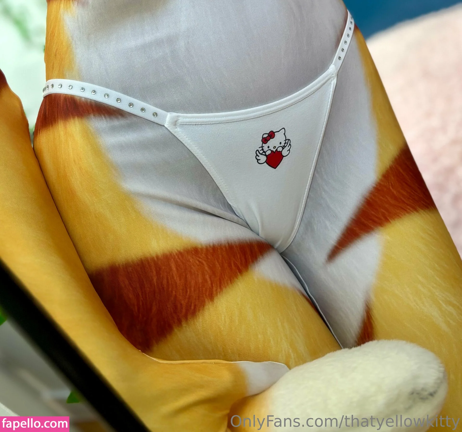 thatyellowkitty Onlyfans Photo Gallery 