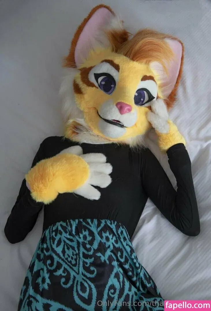 thatyellowkitty Onlyfans Photo Gallery 