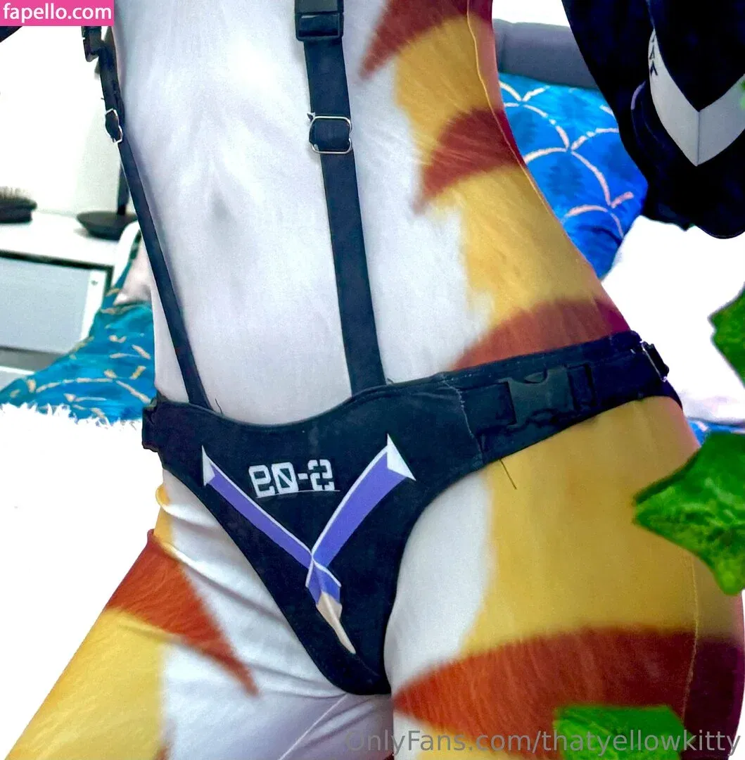 thatyellowkitty Onlyfans Photo Gallery 