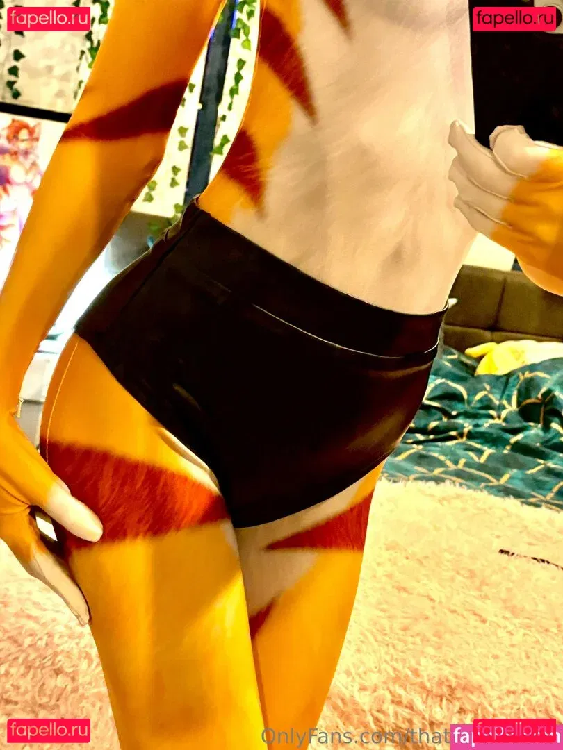 thatyellowkitty Onlyfans Photo Gallery 