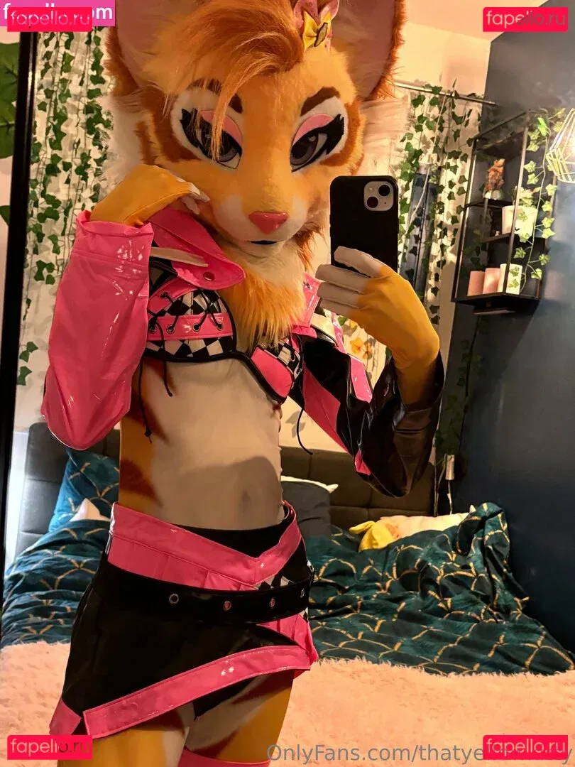 thatyellowkitty Onlyfans Photo Gallery 