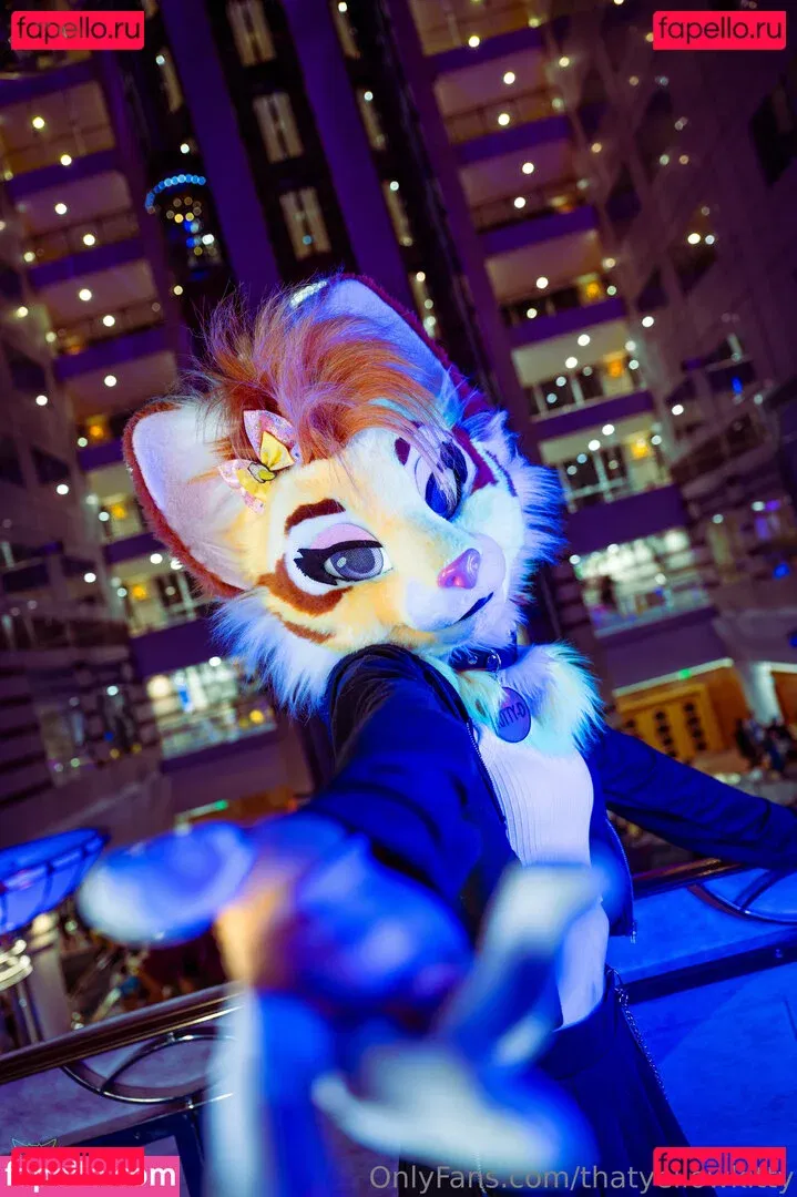 thatyellowkitty Onlyfans Photo Gallery 