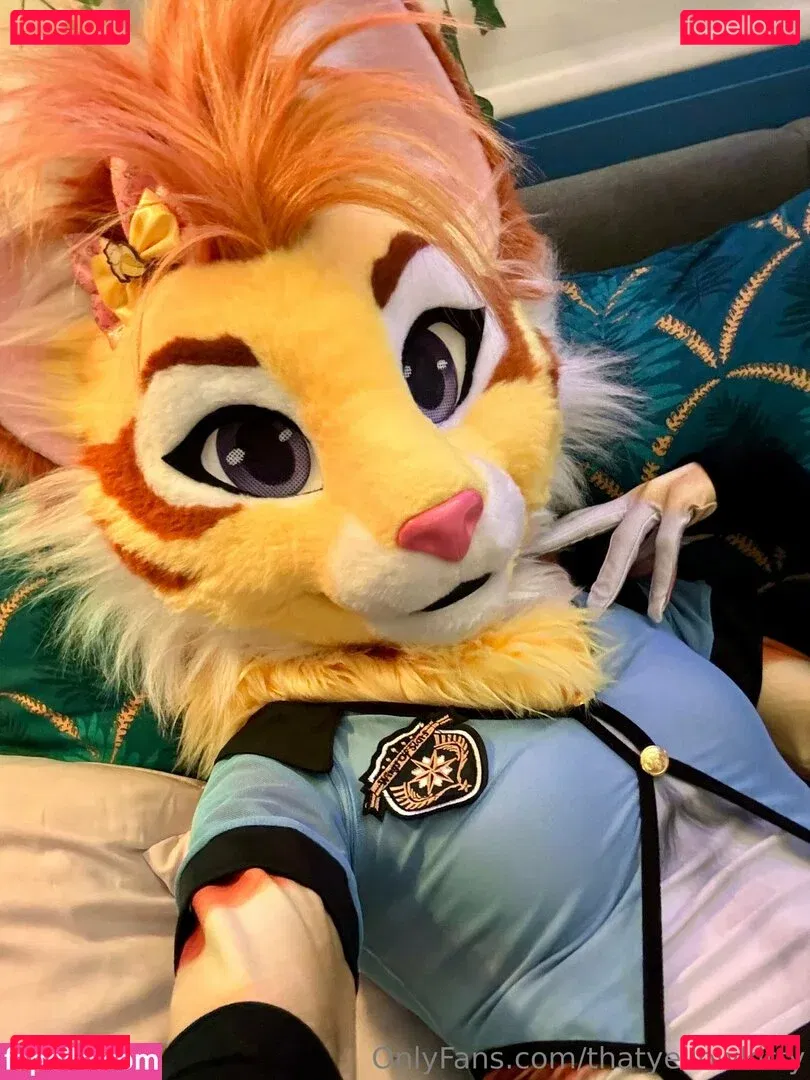 thatyellowkitty Onlyfans Photo Gallery 